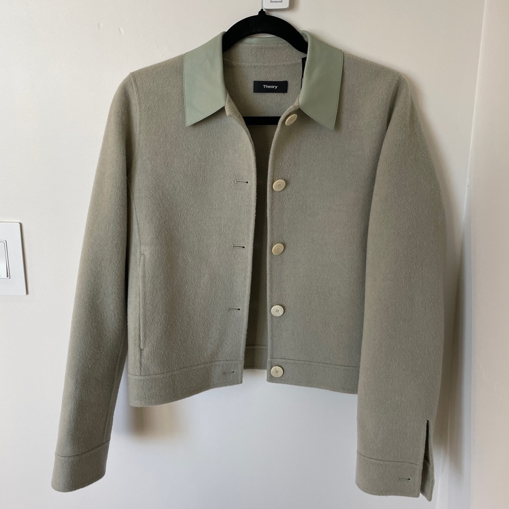 Theory NWT Cashmere and Wool Cropped Jacket